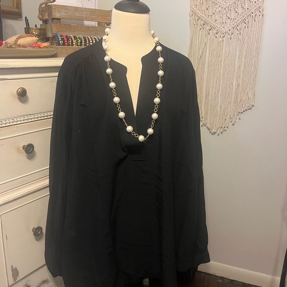 Black long sleeve blouse NWT - Picture 1 of 3